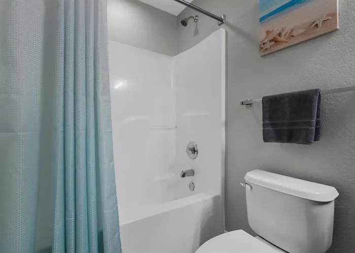 Apartment Gorgeous Renovated 2 Bedroom At Crystal Tower! Fall Specials Gulf Shores