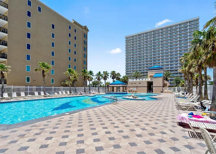 Apartment Gorgeous Renovated 2 Bedroom At Crystal Tower! Fall Specials